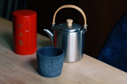 MAINICHI TEAPOT