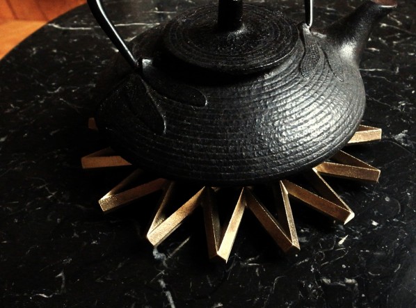 TENTAI TRIVET